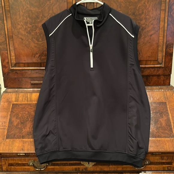 Pebble Beach vest. - Picture 1 of 6